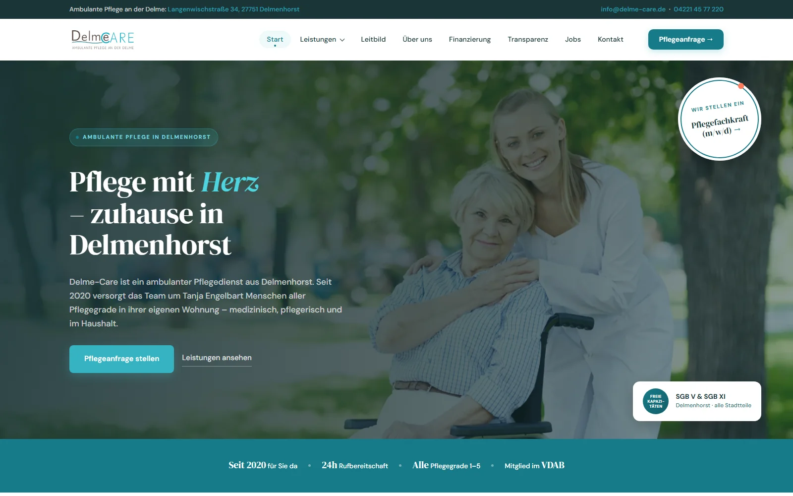 Startseite einer gebauten Kundenwebsite am Rechner: so sieht eine Homepage aus, die man erstellen lassen hat.