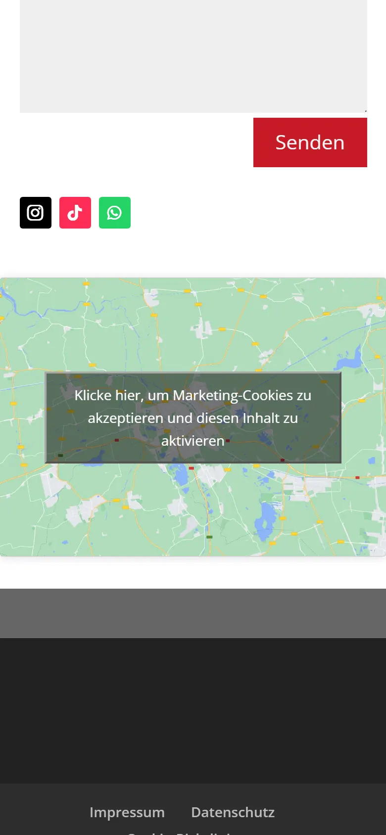 Webseite für Renovierungsbetriebe am Handy: die Website von KF Renovierungen aus Delmenhorst in der mobilen Ansicht
