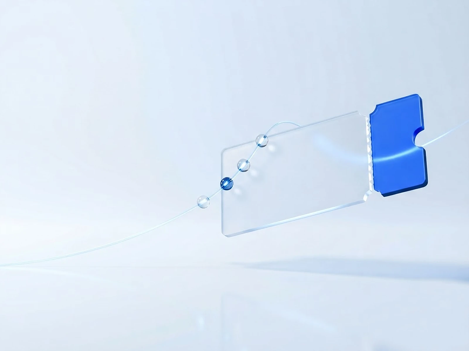 Glasticket mit blauem Abriss, davor drei Perlen an einem Lichtfaden: Terminbuchung auf der Website mit Vorabfragen.